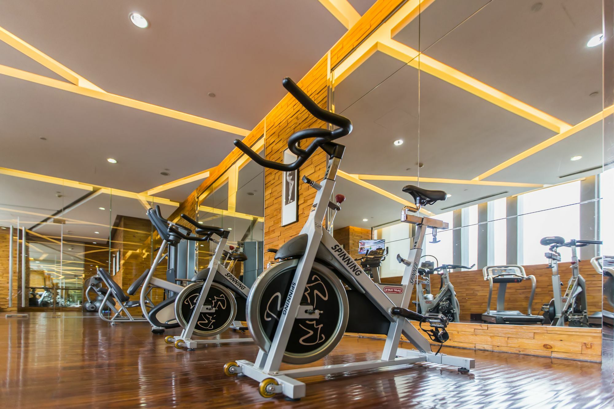 Отель Sofitel Нинбо Экстерьер фото